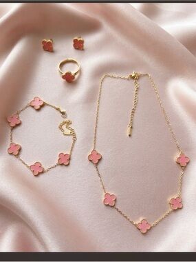 Brand New 4 piece Set Pink Clover Necklace, Bracelet, Ring & Stud Earrings Set
